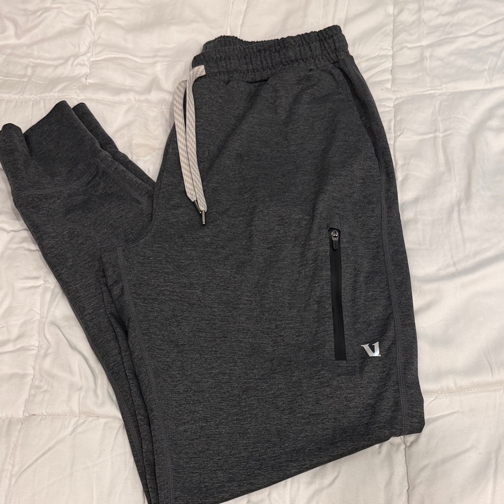 Vuori Sunday Joggers with Drawstring Mens Small